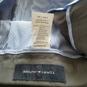 Tommy Hilfiger Flex Stretch Slim-Fit Chino Pants